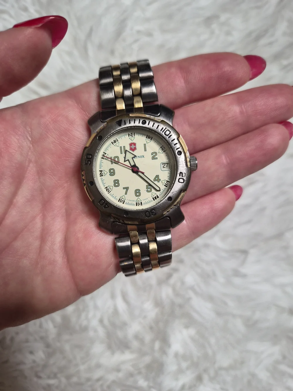 Swiss Army Victorinox Watch Two Tone Utility Streetwear Silver Gold Tone Classic